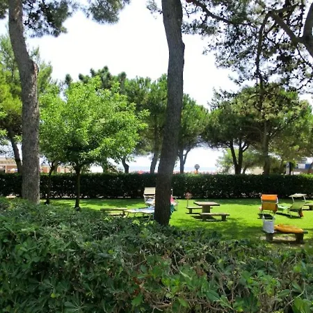 Fantastic Three-room With Terrace, Garden, Swimming Pool And Sea View * Lignano Sabbiadoro