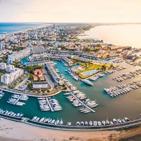 Fantastic Three-room With Terrace, Garden, Swimming Pool And Sea View Lignano Sabbiadoro